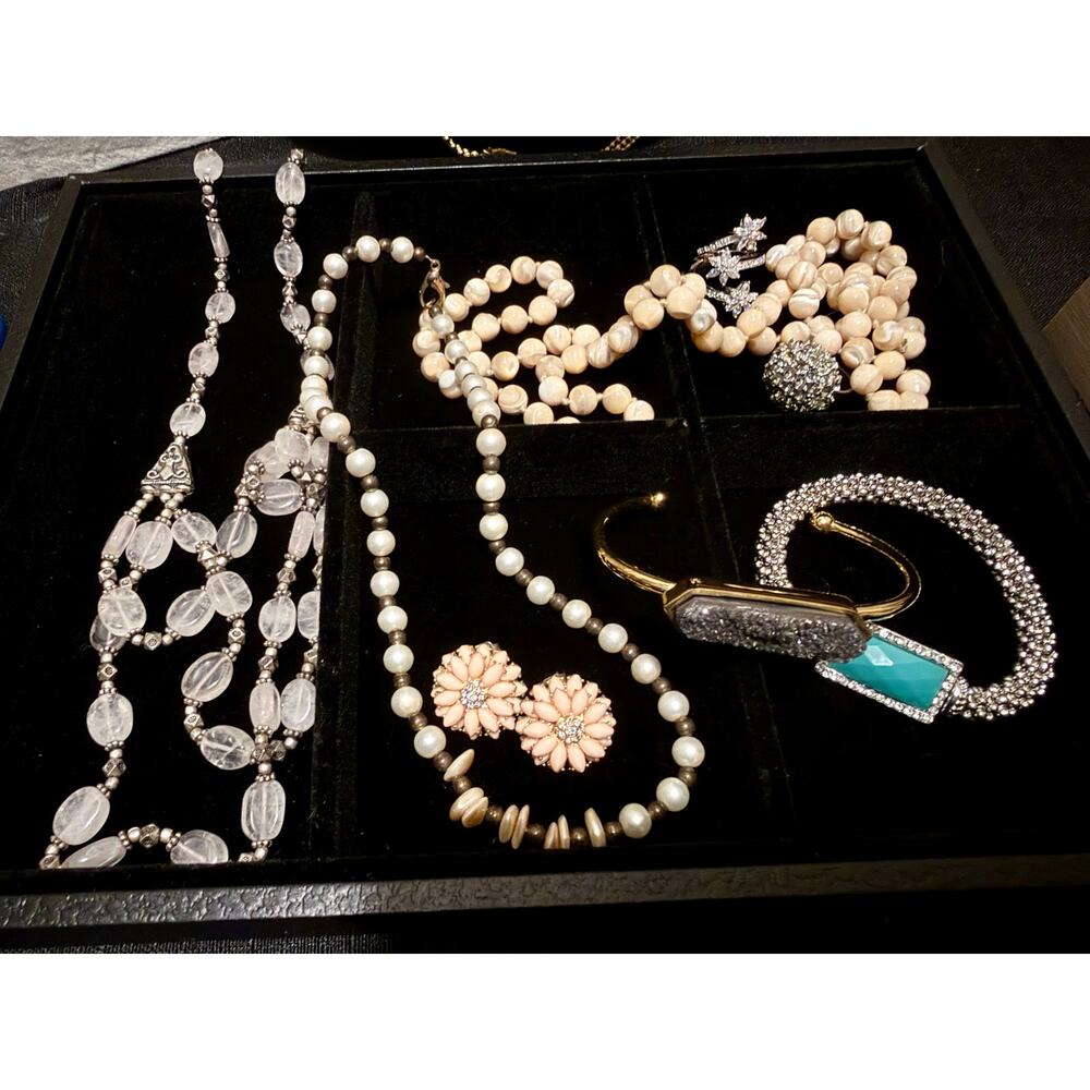 8pc Unsigned Fashion Jewelry Lot – Necklaces, Bracelets, Rings, Earrings